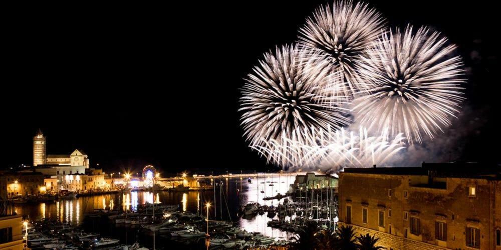 Affittacamere La Cattedrale Sul Mare Трани Екстериор снимка